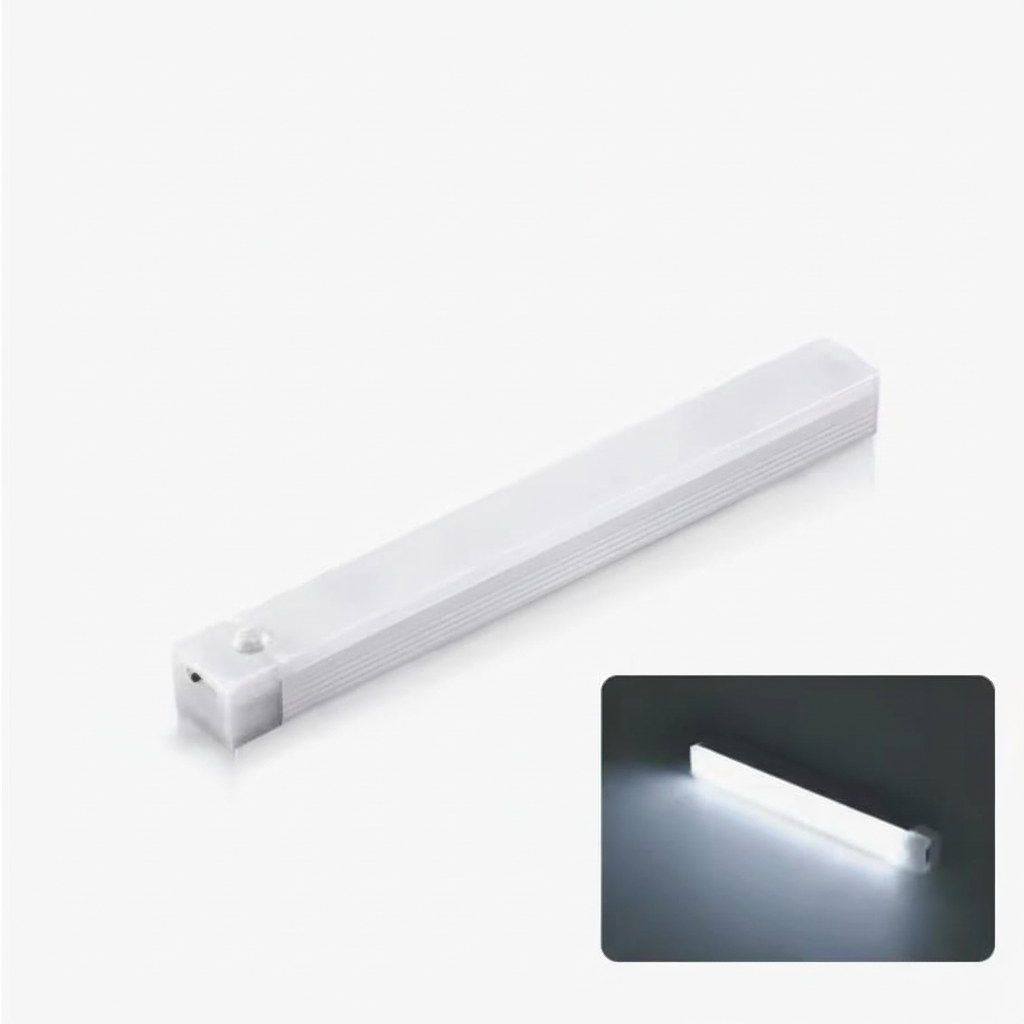 Luminária LED com Sensor